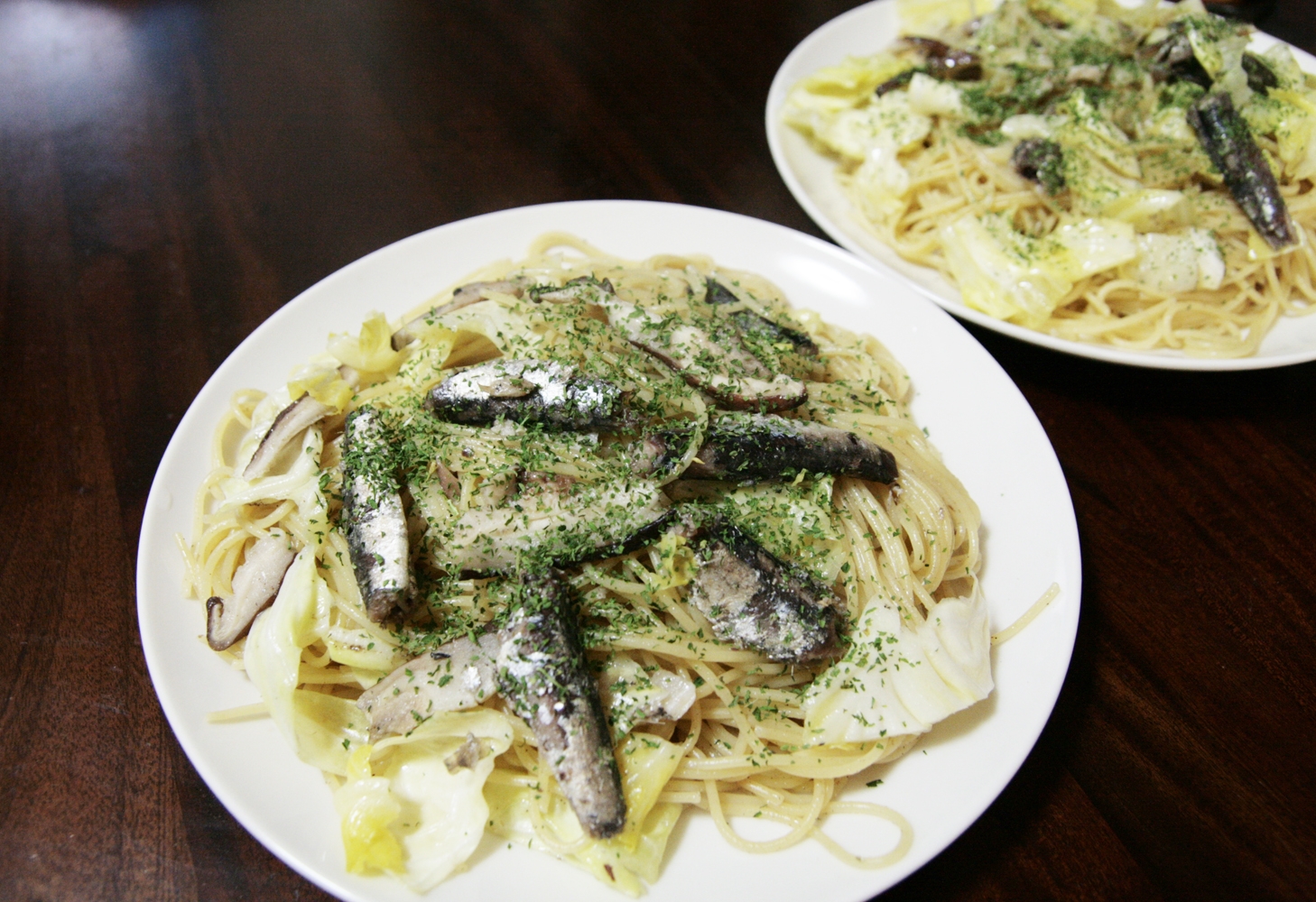 缶詰で簡単！オイルサーディンとキャベツのパスタ