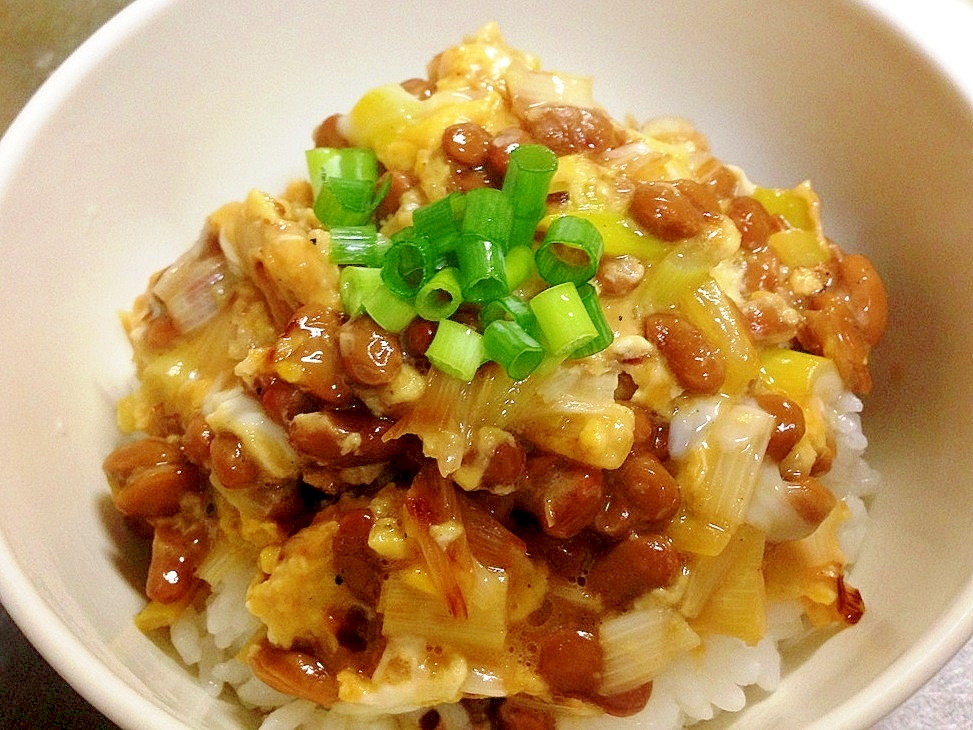 納豆嫌いのこどもにも 納豆の卵とじ丼 レシピ 作り方 By Fatima Pt 楽天レシピ 納豆嫌いのこどもにも 納豆の卵とじ丼 レシピ 作り方 By Fatima Pt 楽天レシピ