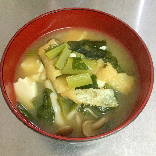 味噌汁 小松菜 豆腐 油揚げ ワカメ しめじ レシピ 作り方 By ねぎま 塩で 楽天レシピ 味噌汁 小松菜 豆腐 油揚げ ワカメ しめじ レシピ 作り方 By ねぎま 塩で 楽天レシピ