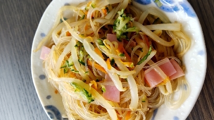 美味しくてリピ中です！
旦那さんが酢の味と春雨が苦手なので自分用に作りましたが、簡単で良いですね( *´艸｀)♪