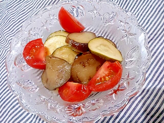 茄子とズッキーニの夏野菜マリネ