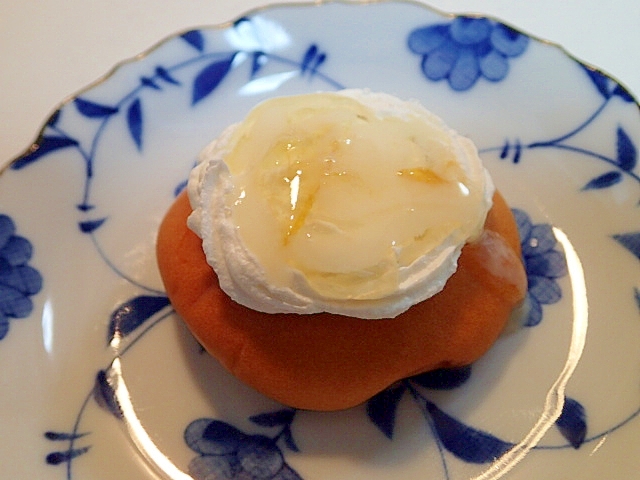 甘じょっぱ　柚子茶とホイップの白餡饅頭