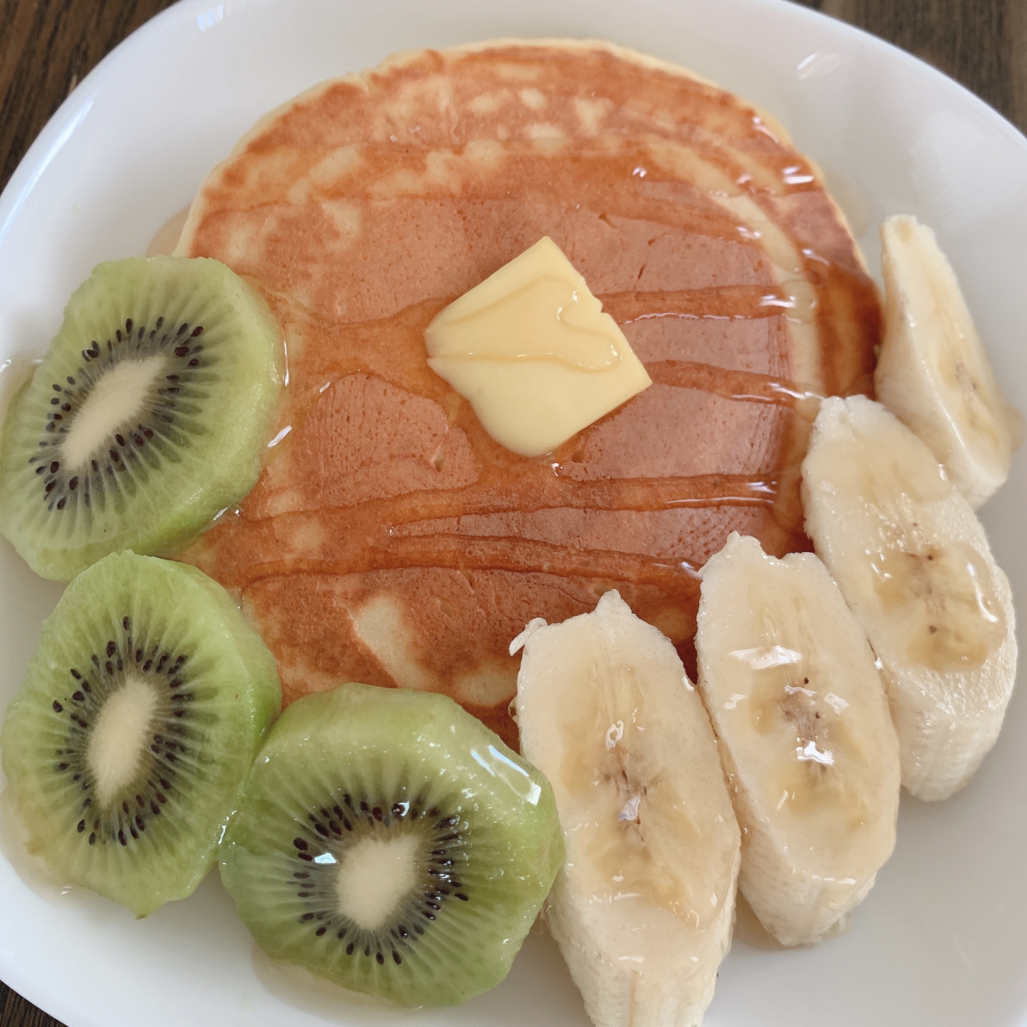 バレンタインに♪フルーツハニーバターホットケーキ