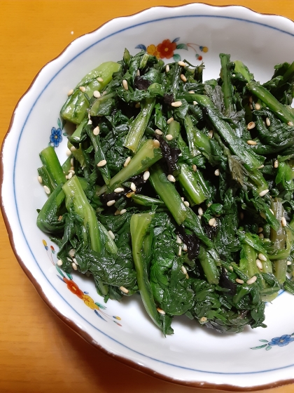 香りがたまらない♡レンジで簡単♡春菊と海苔のナムル