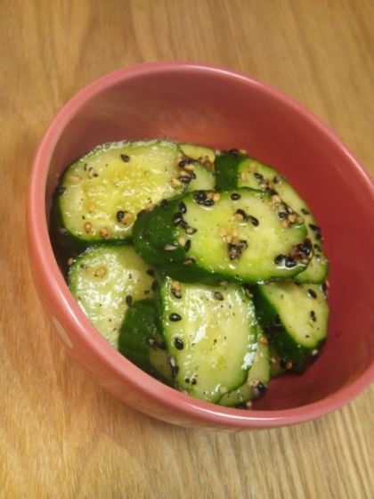 ゴマ油の風味がいいですね♪
もりもり食べれてあっという間になくなりました。
簡単でおいしかったです！