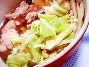 骨付き鶏ぶつ切りでキャベツをいっぱい食べる鍋★