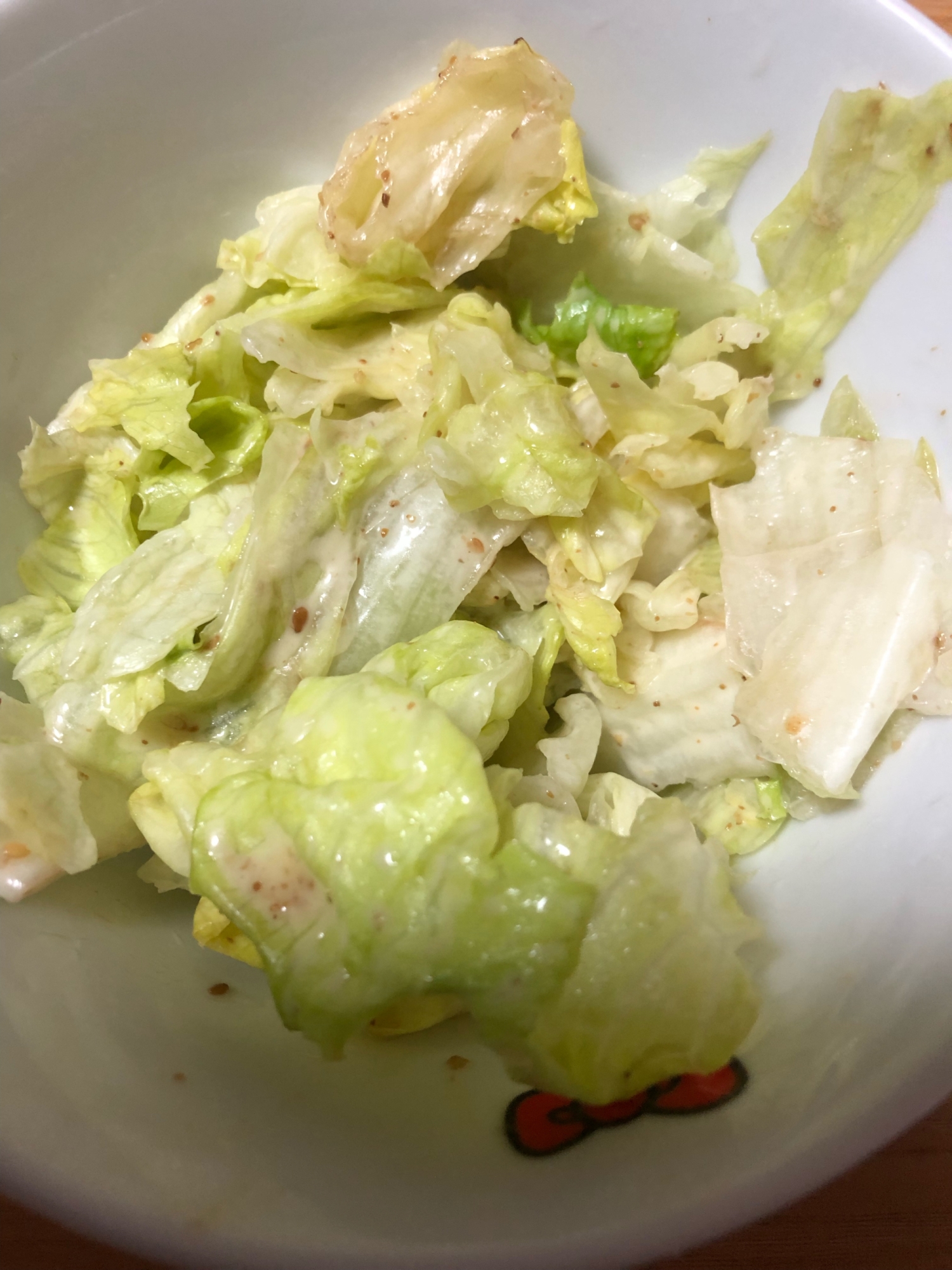 レタスのごまだれサラダ