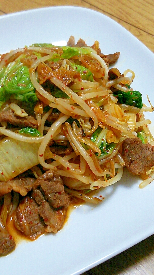 白菜とモヤシの豚キムチ