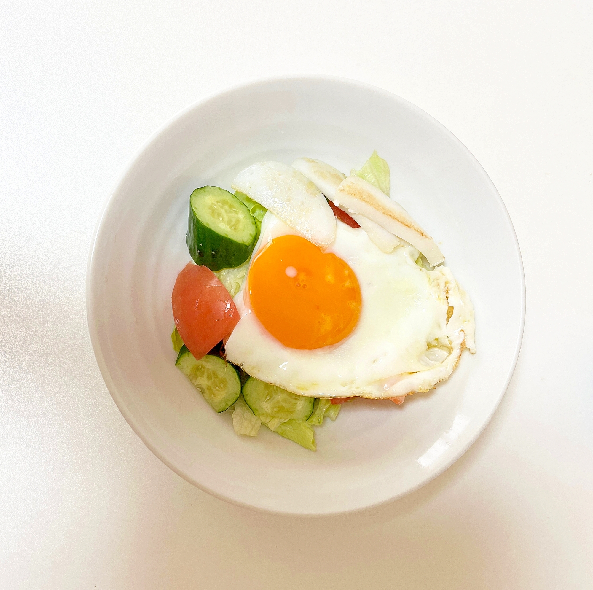 野菜・練り物・目玉焼き