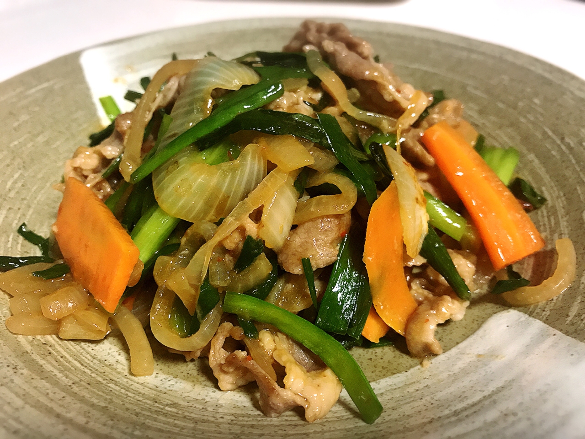 ニラと豚肉のオイスターソース炒め レシピ 作り方 By あみな 楽天レシピ