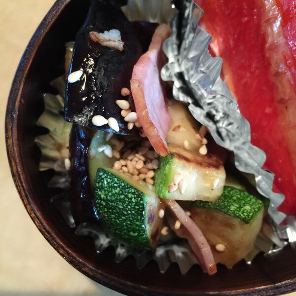 お弁当に ズッキーニとナスのガーリックベーコン炒め レシピ 作り方 By こたなれ 楽天レシピ お弁当に ズッキーニとナスのガーリックベーコン炒め レシピ 作り方 By こたなれ 楽天レシピ