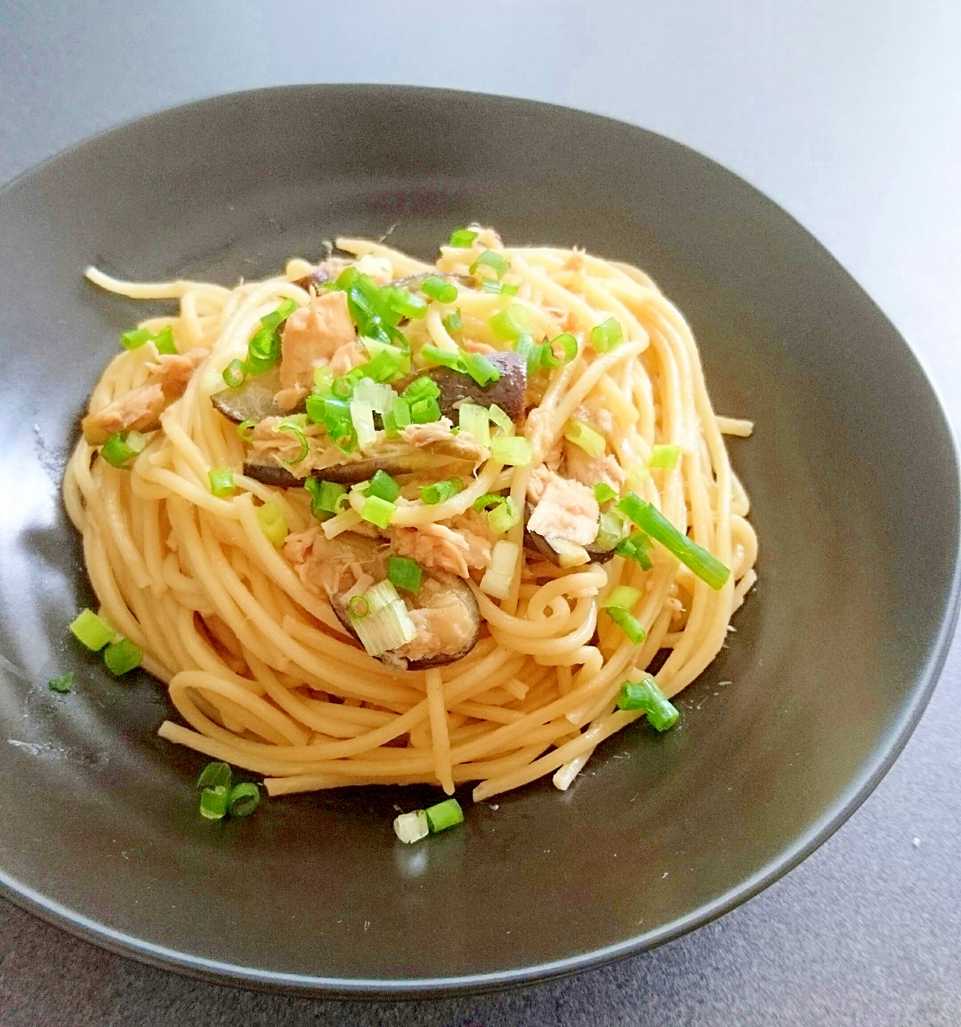 ツナとナスで簡単和風パスタ レシピ 作り方 By みいこ２０２０ 楽天レシピ