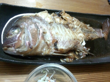 息子が大きな鯛を釣って困っていました。煮付けが得意で無いので本当に助かりましたm(_ _)mありがとうございました。