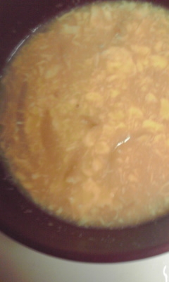 卵と玉ねぎの甘みで美味しい味噌汁だね＾＾写真変わったね＾＾チロルちゃんに見つめられてるみた～い❤ハンサムBOYだわ＾＾モコもチロルちゃん見たら惚れちゃいそうよ❤