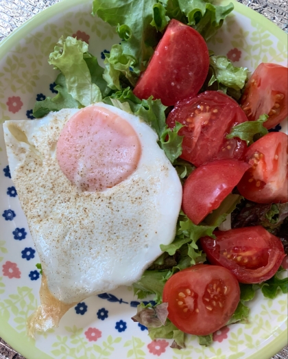 ベーコンがありませんでした、、。でも彩りで満足です♪