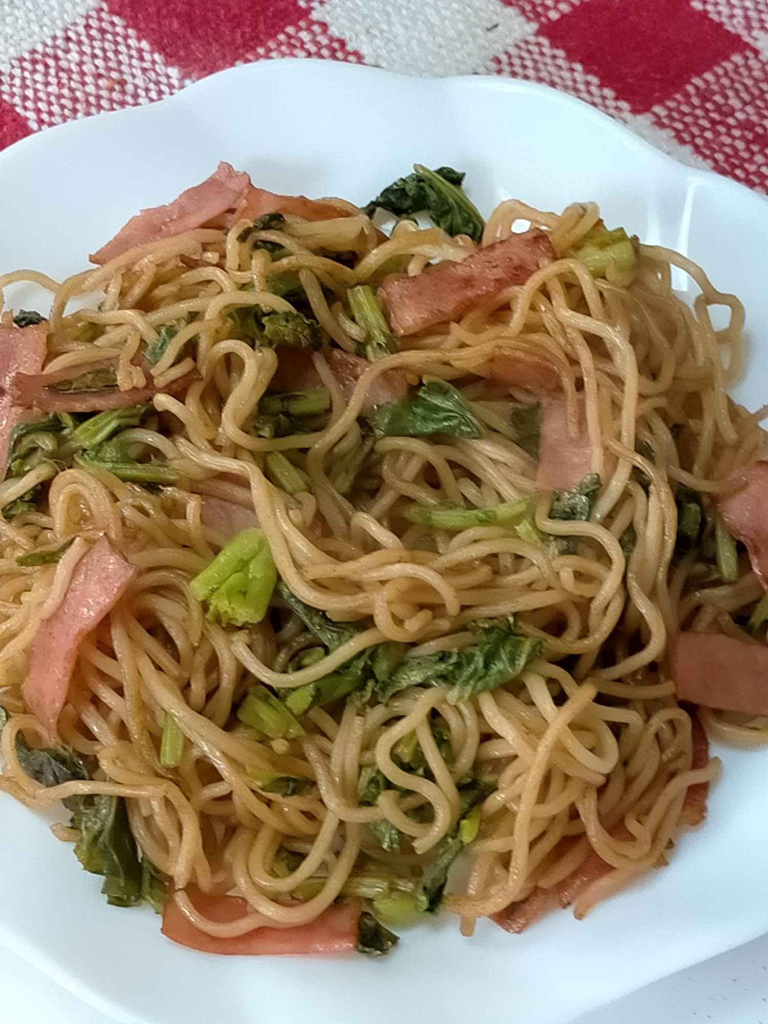 菜花とベーコンの春♪焼きそば～♪