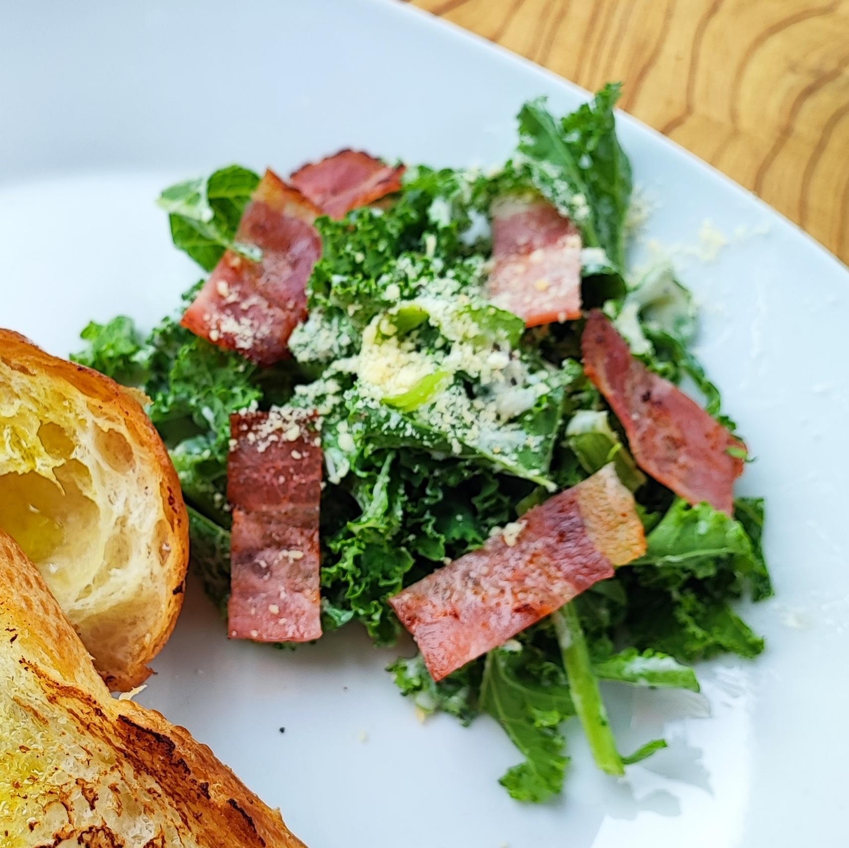 ケールのシーザーサラダ