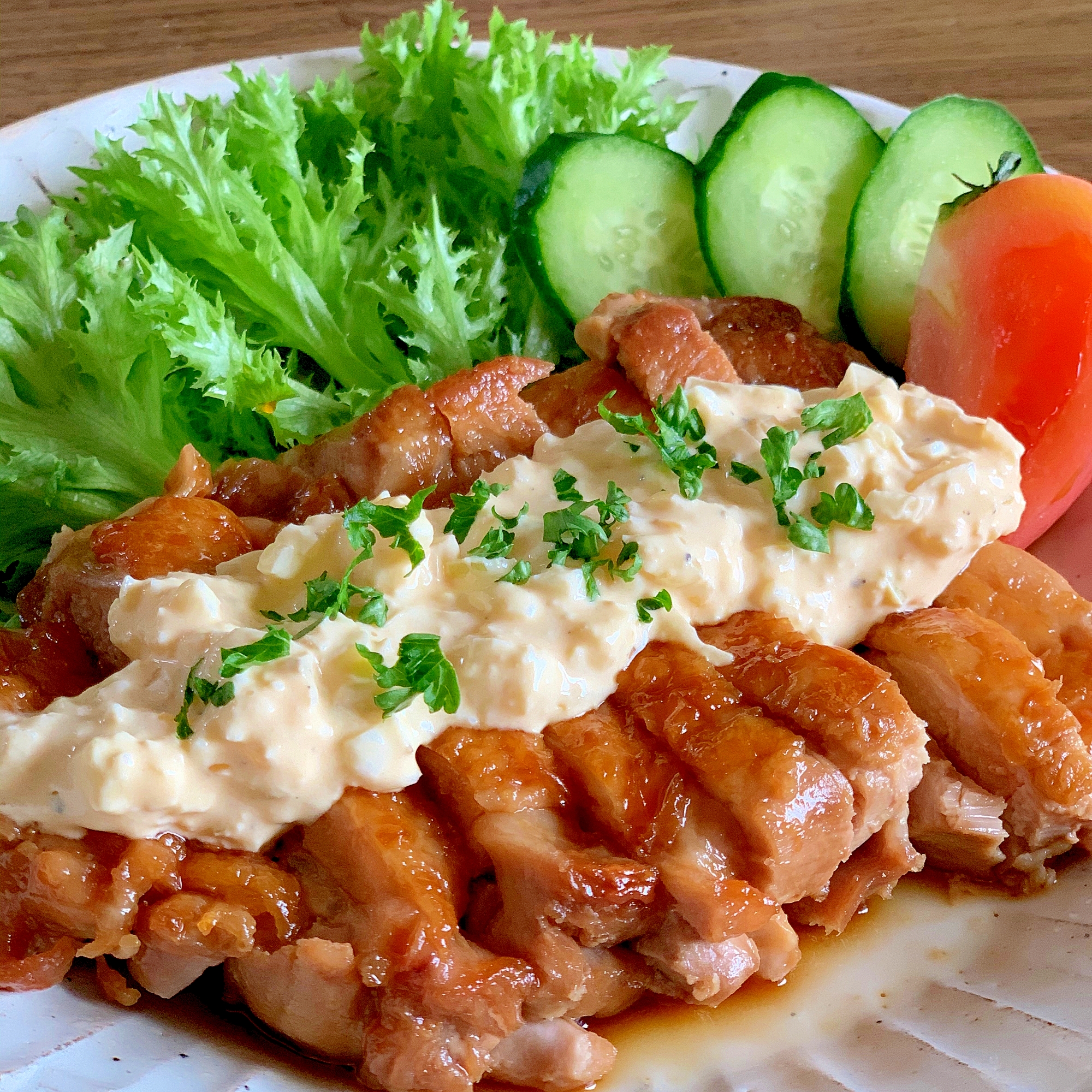 鶏の照り焼きタルタルソース