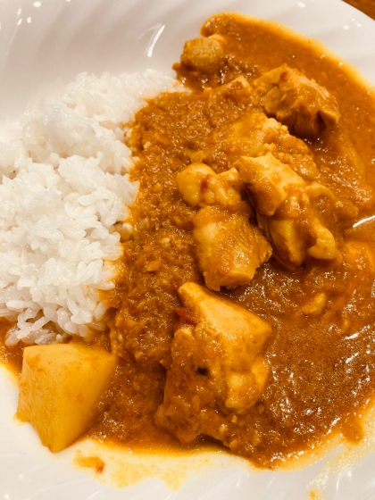 【簡単】カレーパウダーでトマトチキンカレー