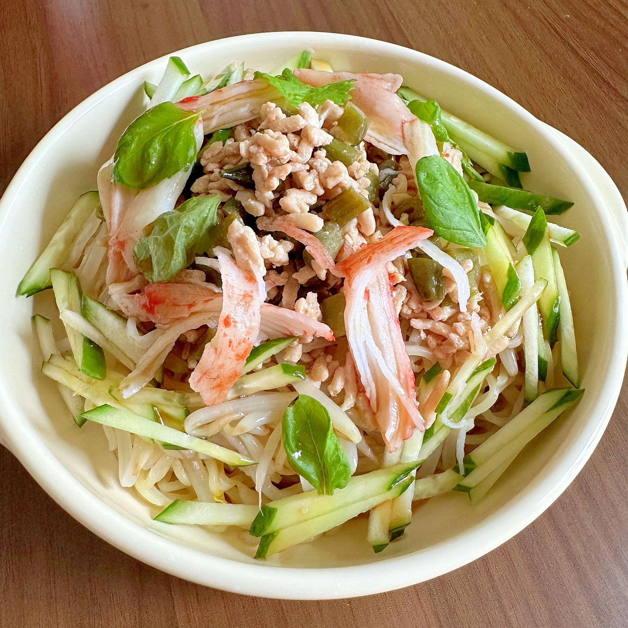 鶏そぼろの冷やし中華*̩̩̥*̩̩̥☆