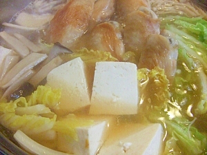 トロトロきのこ鍋＊鶏手羽と白菜もホロリトロリ水炊き