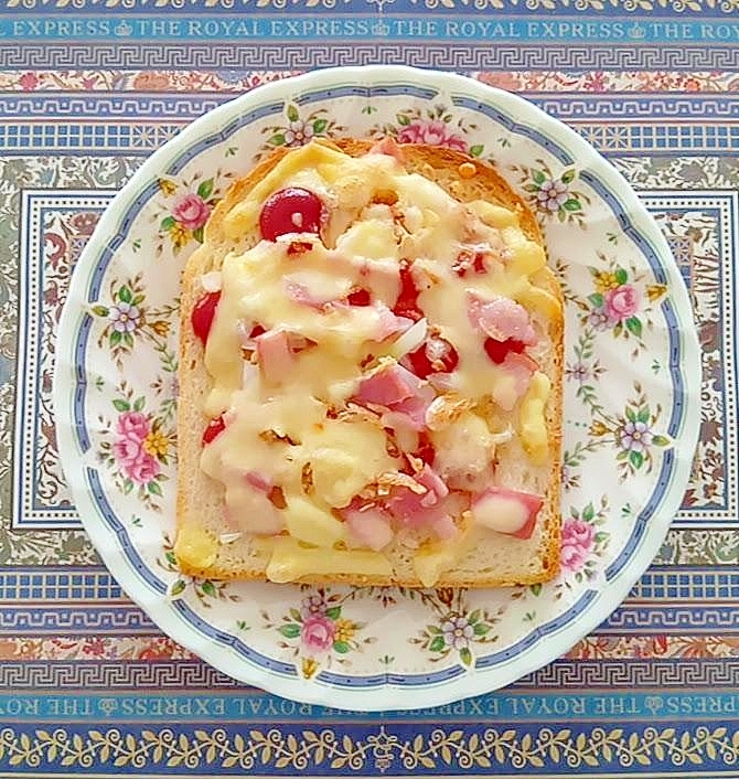 玉ねぎのピザトーストその2