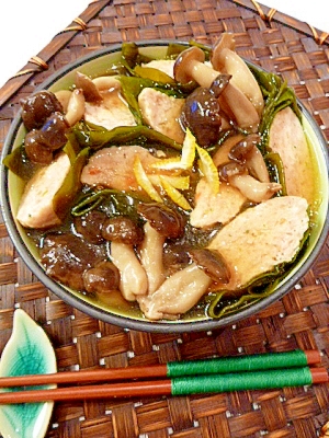 とろとろ♥「わかめと鶏つくねの炊き合わせ」