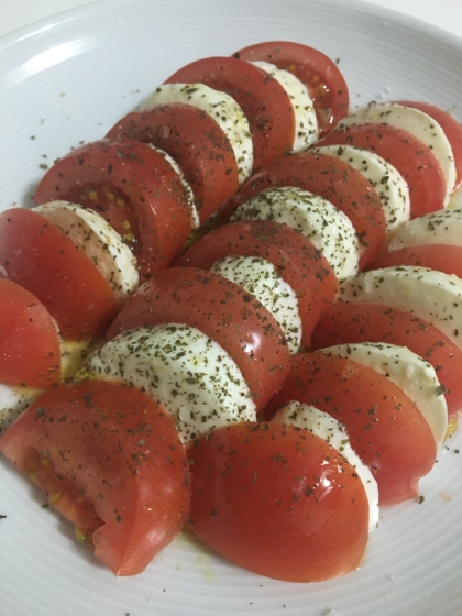 超簡単♡美味しすぎる♡前菜に♡トマトのカプレーゼ♡