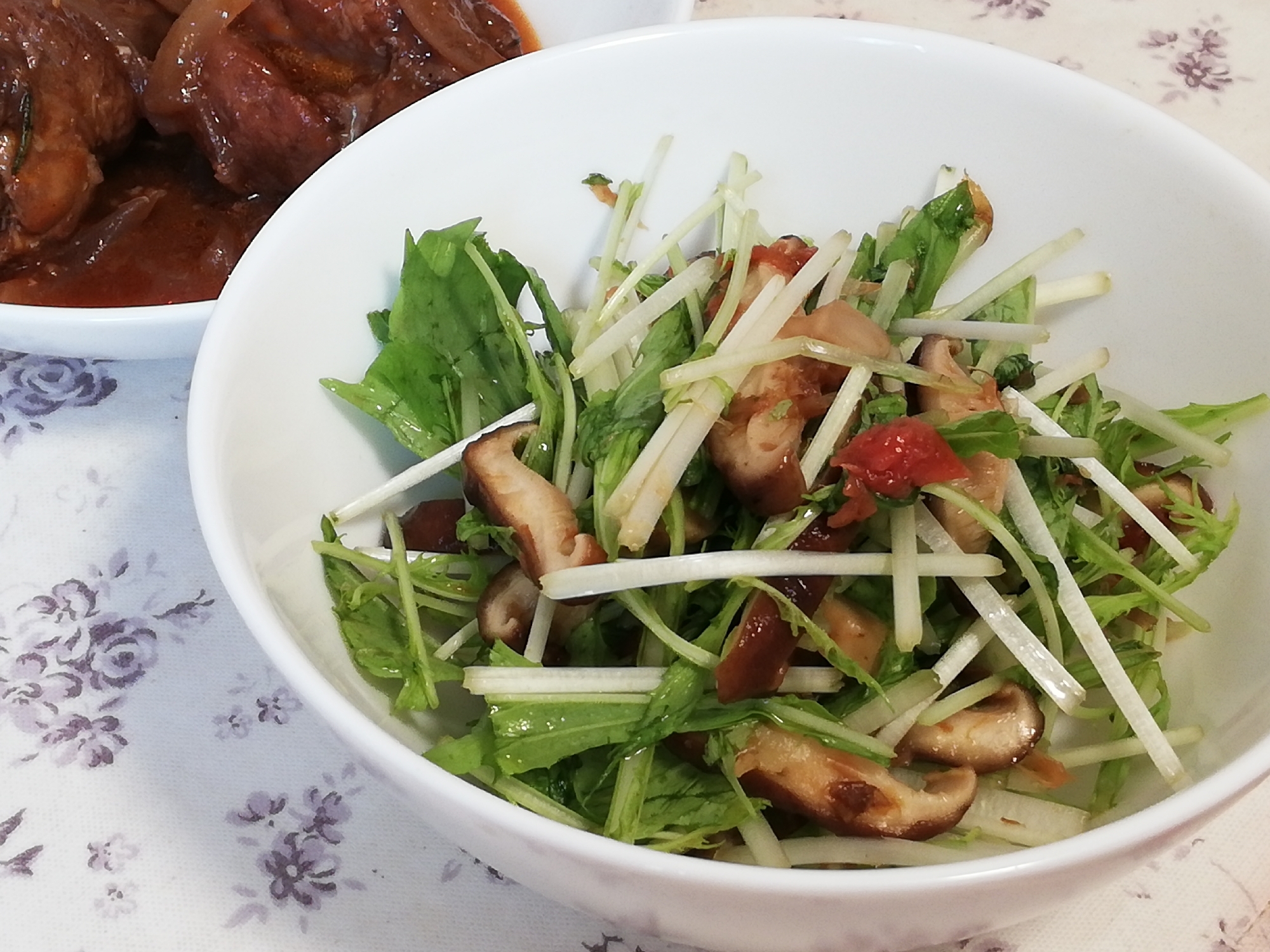 ３分で完成！水菜と椎茸の梅おかか和え