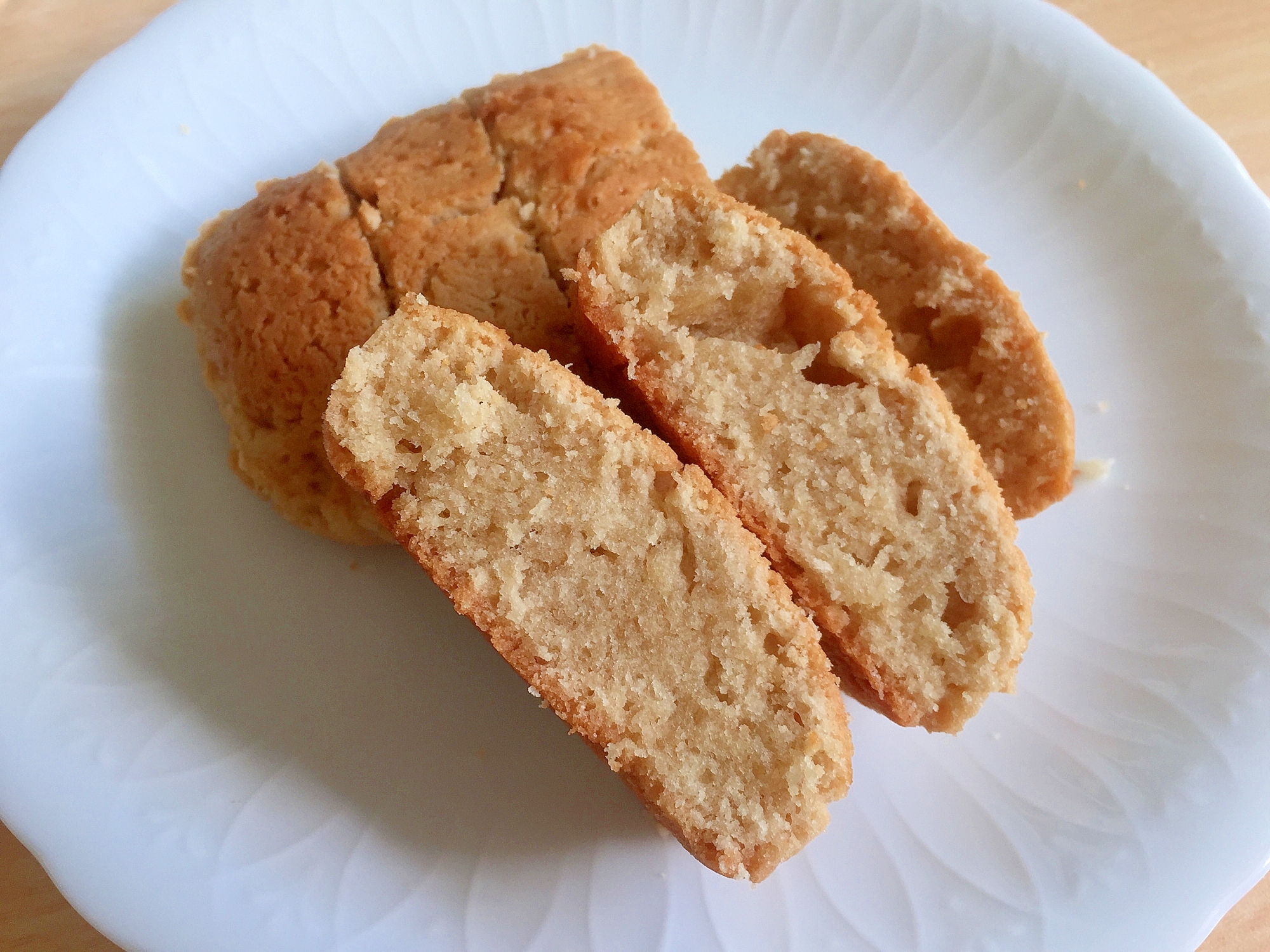 余った卵白・アルミホイルで作る型で プレーンケーキ