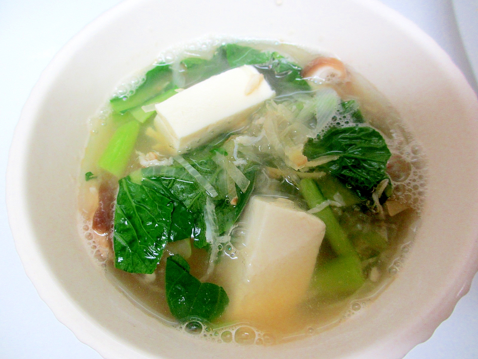 カニと豆腐と小松菜のスープ