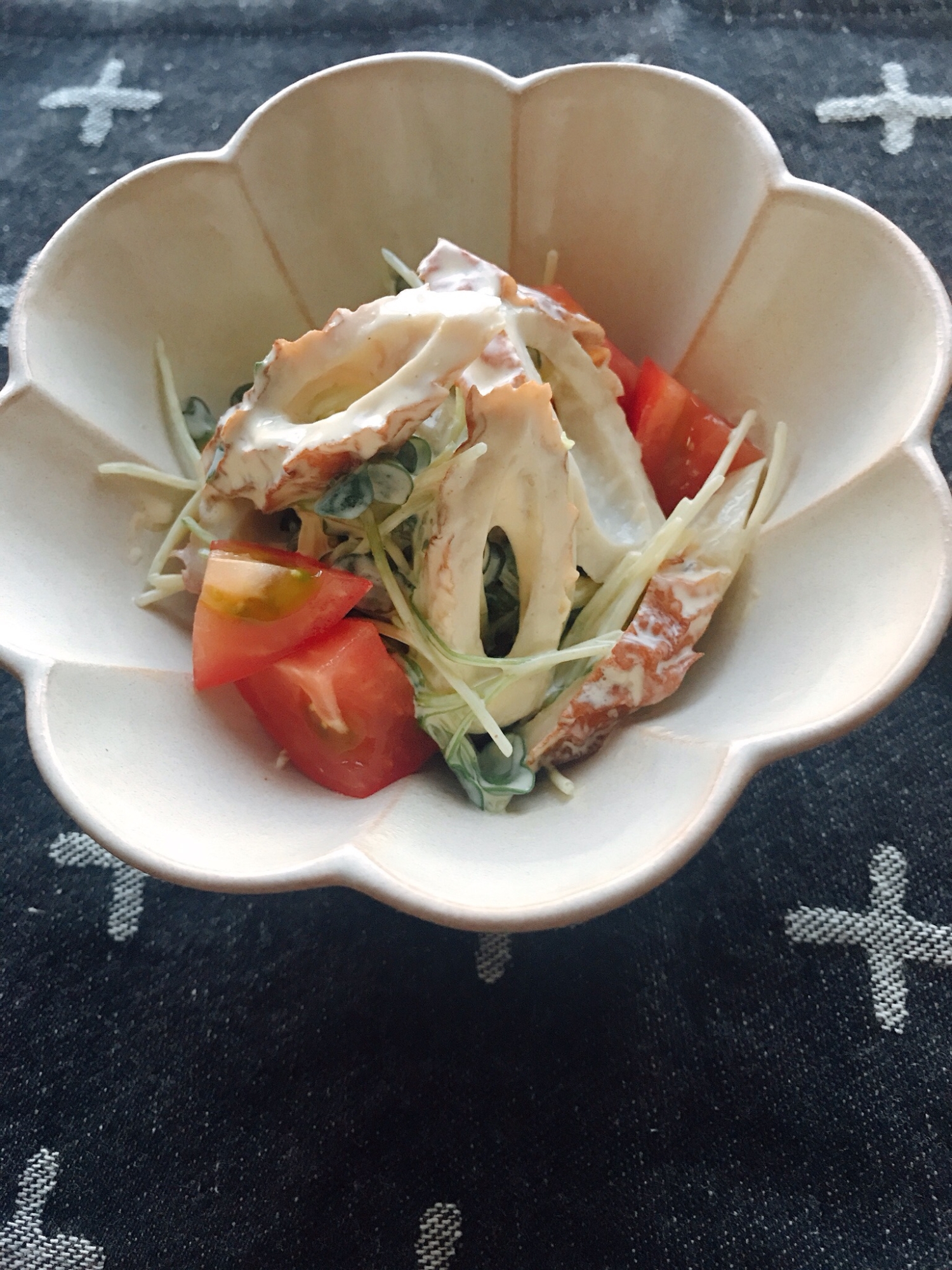 竹輪と貝割れの辛子マヨ和え