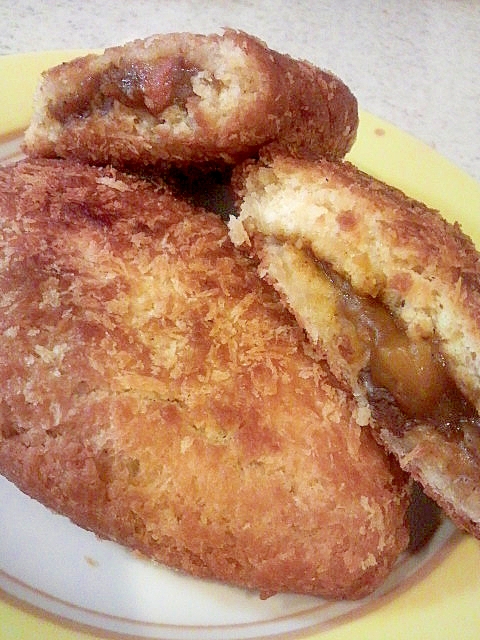 ホットケーキミックスで、簡単カレーパン(^^)