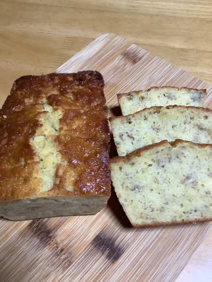 米粉で初めてケーキ焼きました。
その通り中しっとり、もっちりで、
美味しかったです。