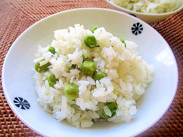 グリーンピースしらすご飯