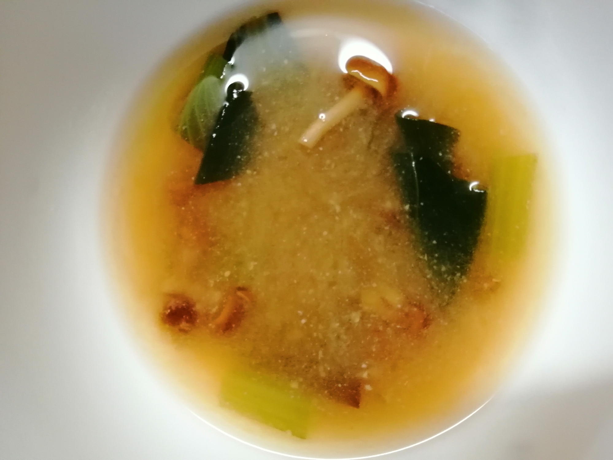 小松菜となめこの味噌汁