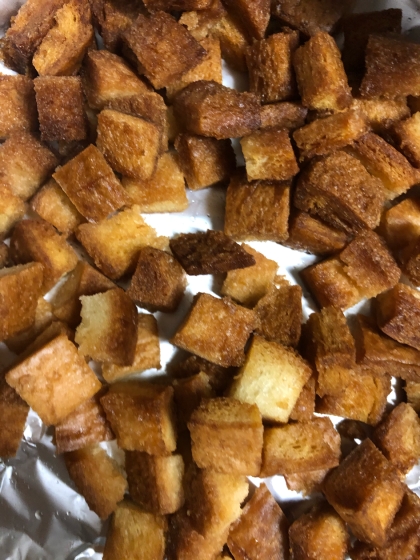 パンの耳でカリッとラスク