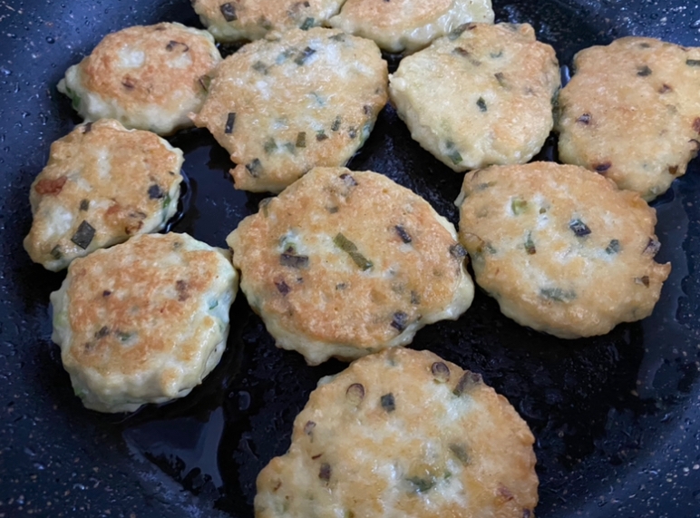 豆腐と鶏ひき肉バーグ☆