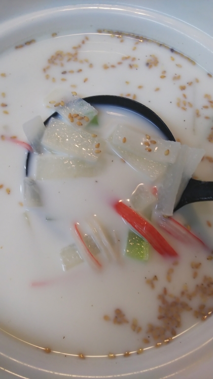 茎と根の中華ミルクスープ