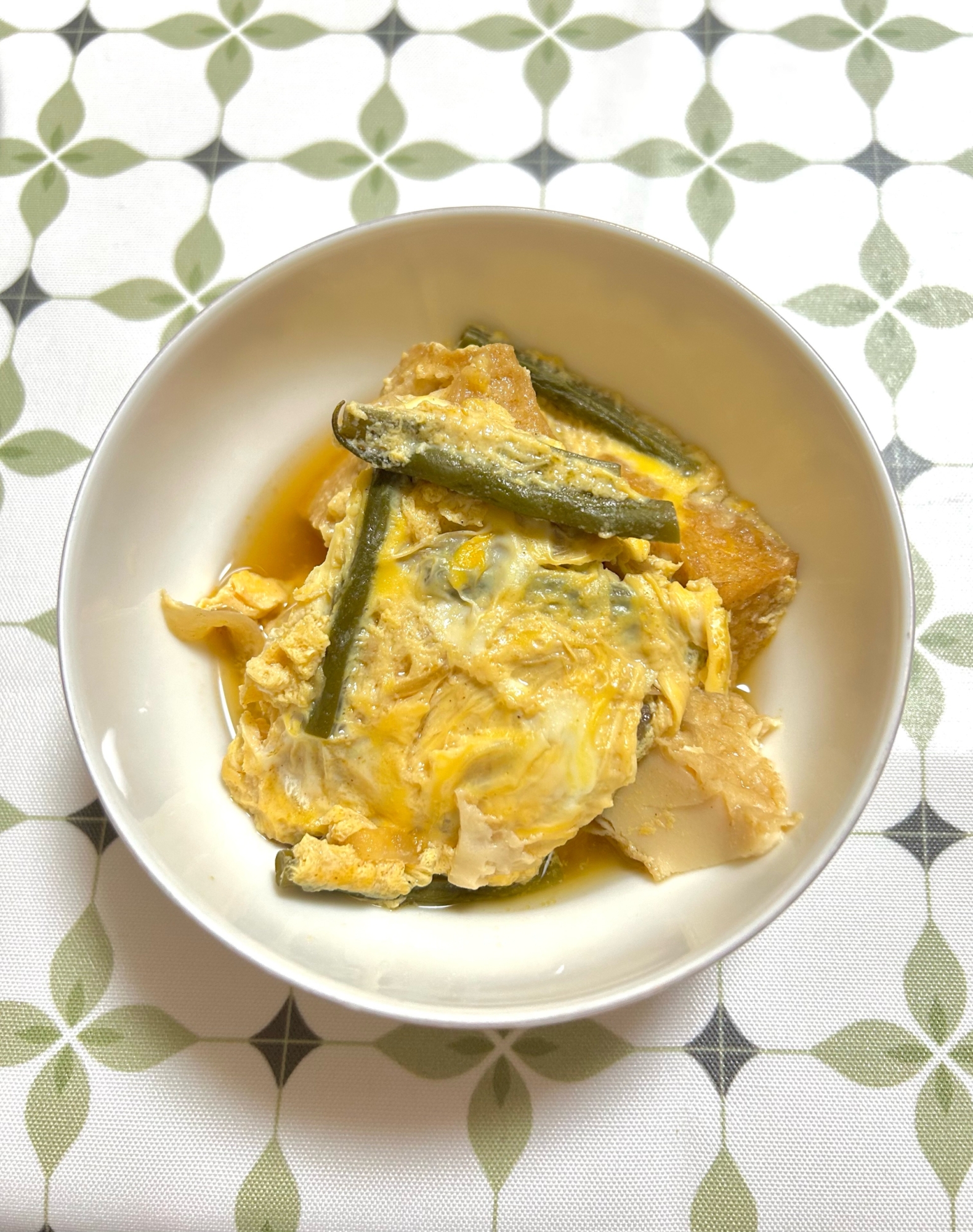 厚揚げとインゲンの玉子とじ