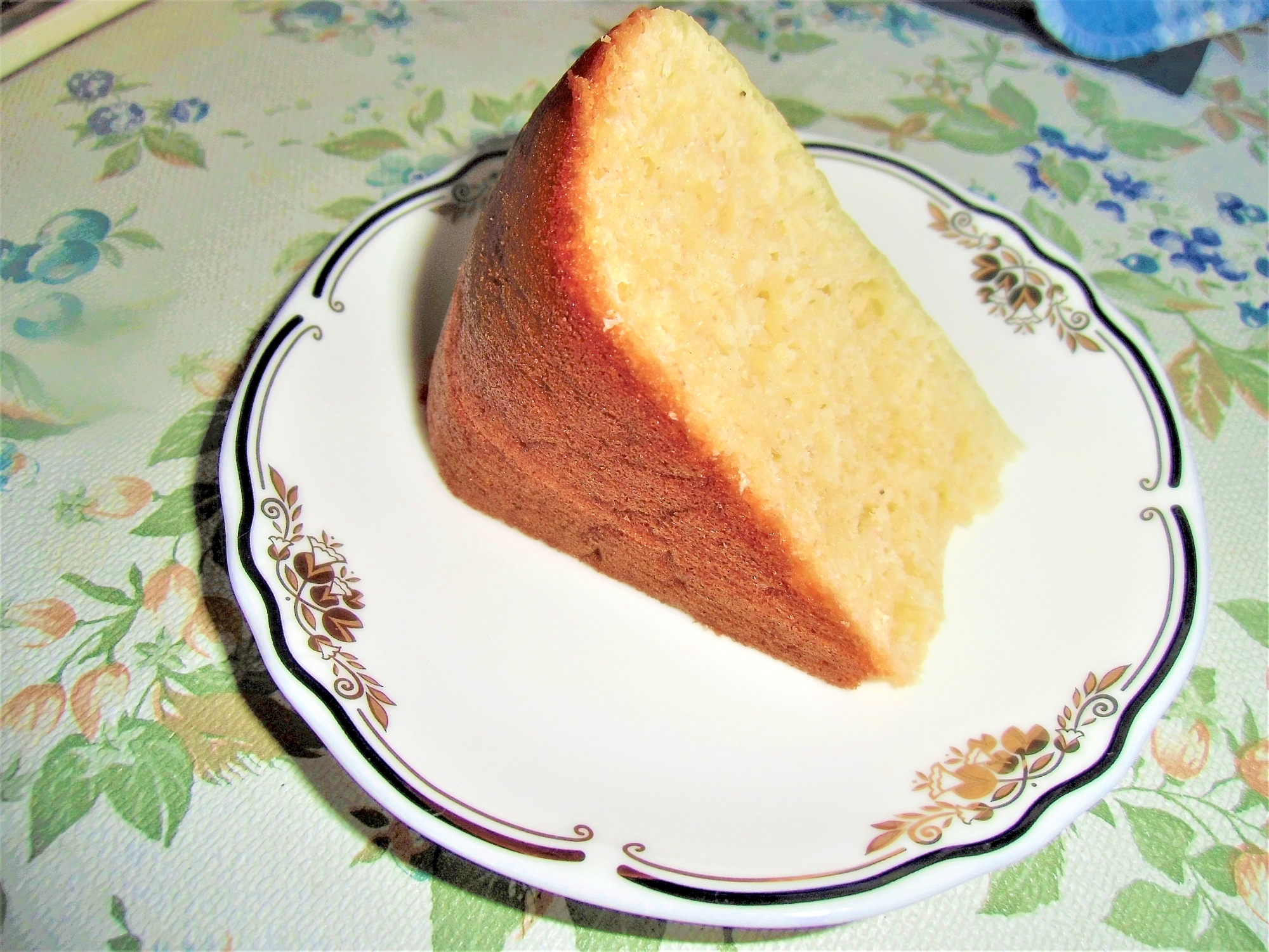 すっごくふくらむ、バナナヨーグルトの炊飯器ケーキ