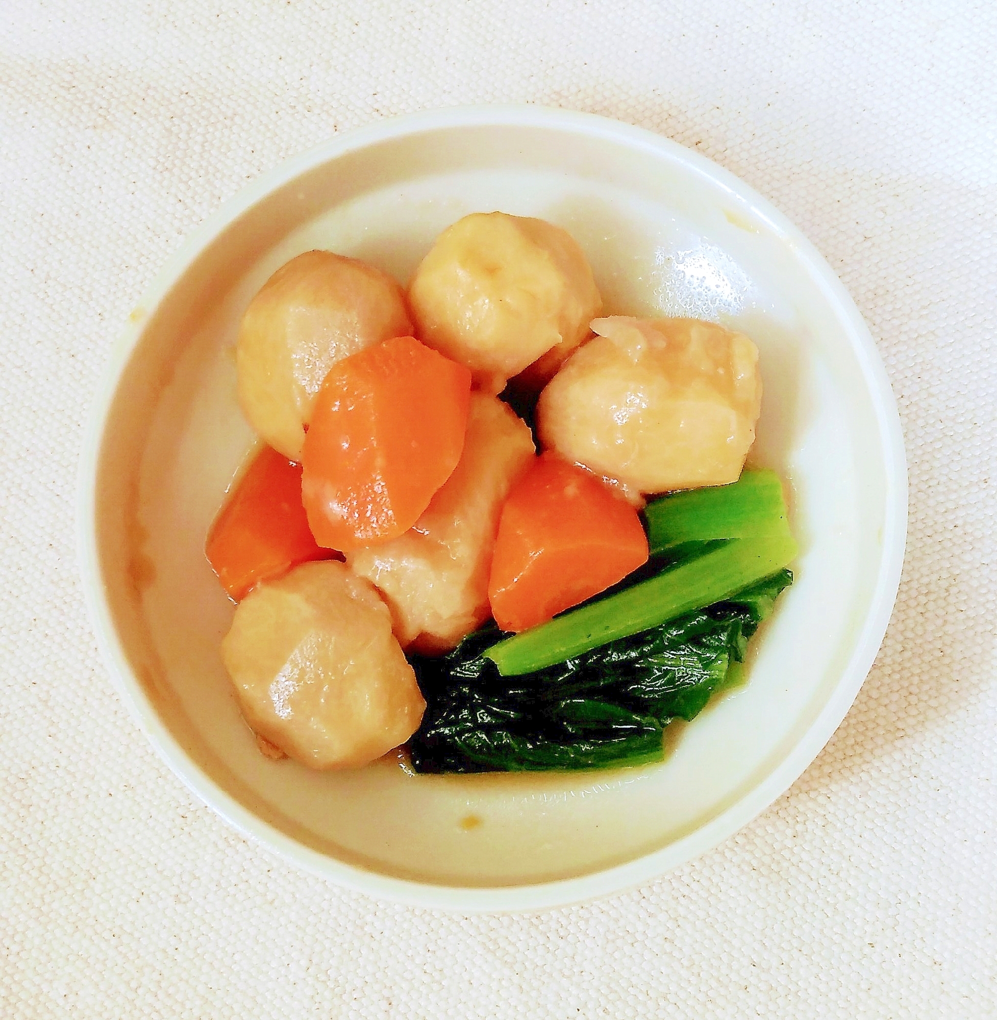 里芋と小松菜の煮物