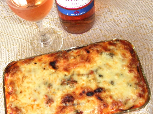 ナスとひき肉のグラタン