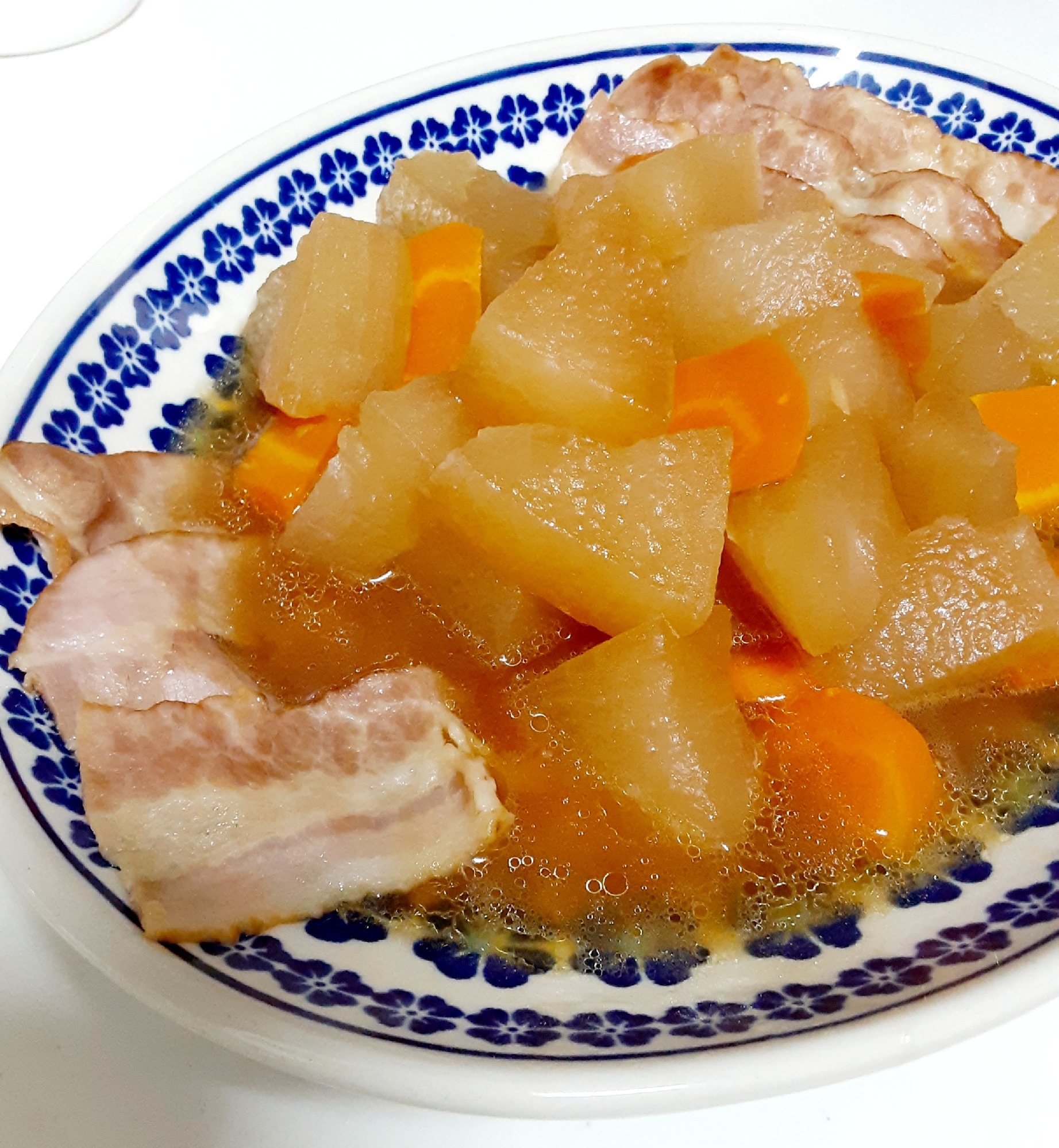 炊飯器で簡単ﾄﾛﾄﾛ♪冬瓜とベーコンの中華煮