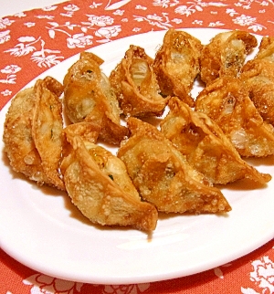小松菜と鶏肉の揚げ餃子