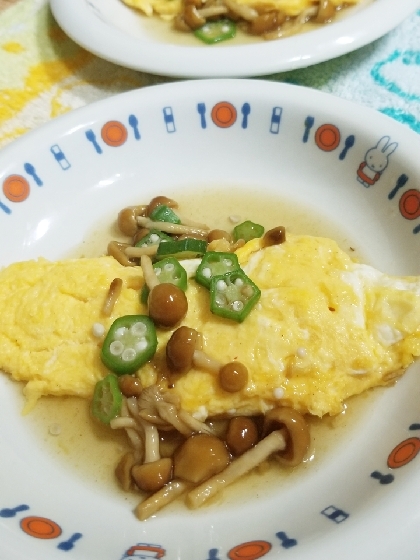 オムレツが雑ですみません(+_+)簡単ヘルシーだだしとっても美味しかったです(*^^*)