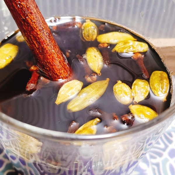 スパイス3つ 添加物なしのクラフトコーラ原液 レシピ 作り方 By あゆぷ E 楽天レシピ スパイス3つ 添加物なしのクラフトコーラ原液 レシピ 作り方 By あゆぷ E 楽天レシピ