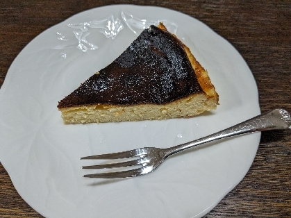 簡単♡混ぜて焼くだけのバスクチーズケーキ