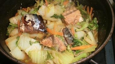 サバ缶で白菜人参のカレー味煮