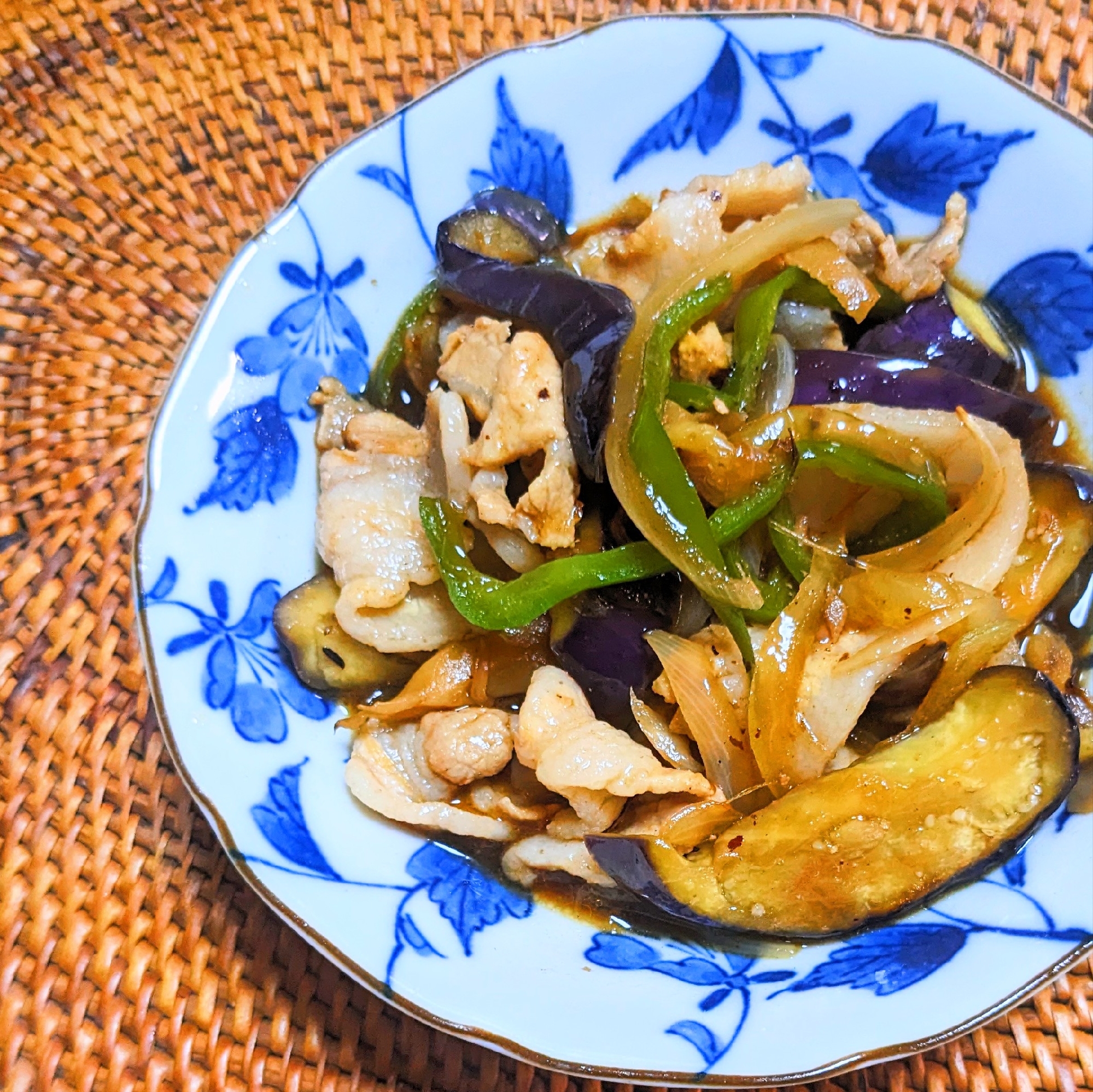 豚バラ肉ピーマン茄子の豆鼓醤炒め